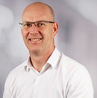 brian-portræt-2026-08-21-144528.jpg